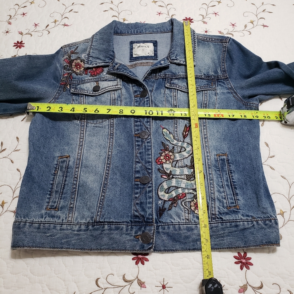 Mudd Denim Jacket with Red and White Embroidery - Picture 4 of 6